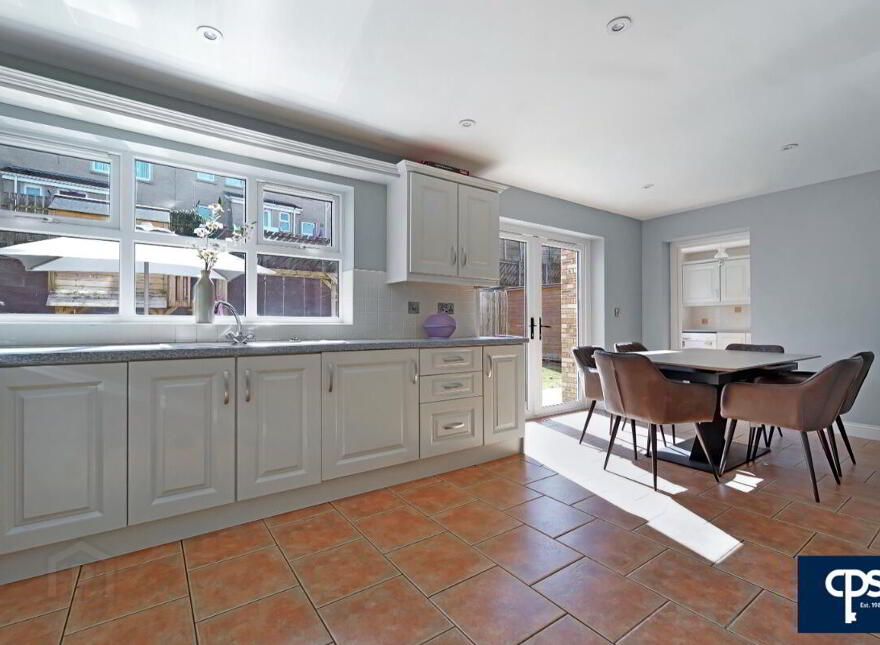 9 Meadowcroft, Dromore, Omagh, BT78 3JA