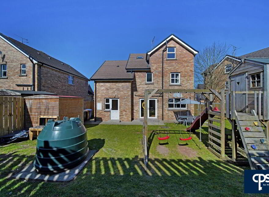 9 Meadowcroft, Dromore, Omagh, BT78 3JA