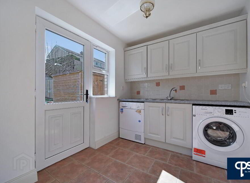 9 Meadowcroft, Dromore, Omagh, BT78 3JA