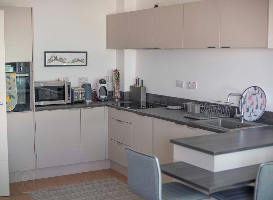 20 35 Main Street,, Portrush, BT56 8FU