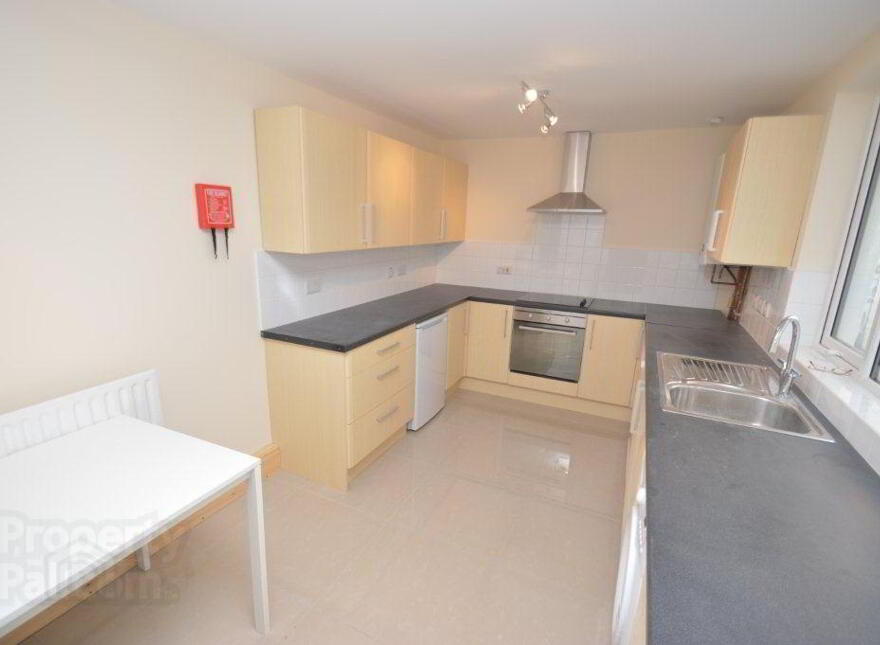 84 Cromwell Road, Belfast, BT7 1JY