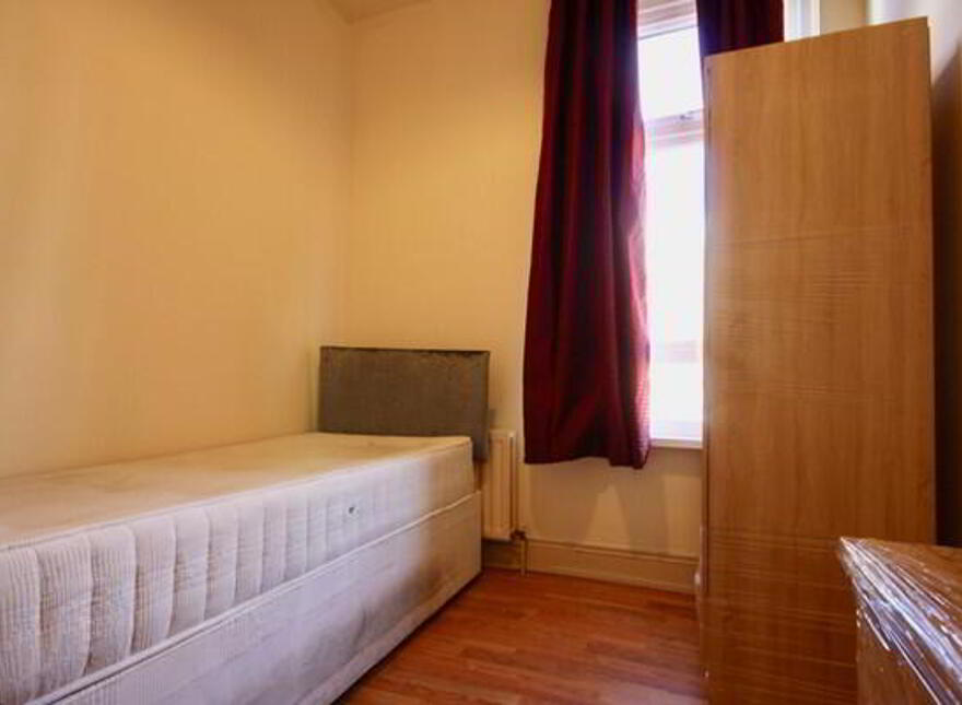 5 Ireton Street, Belfast, BT7 1LH