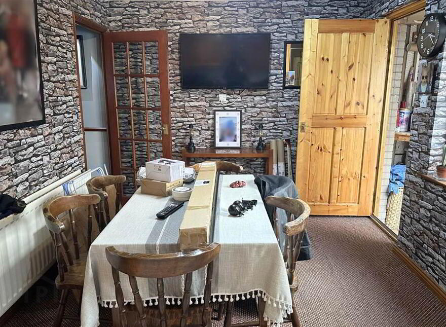 74 Dunclug Gardens, Ballymena, BT43 6NW