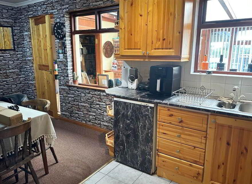 74 Dunclug Gardens, Ballymena, BT43 6NW