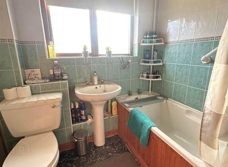74 Dunclug Gardens, Ballymena, BT43 6NW