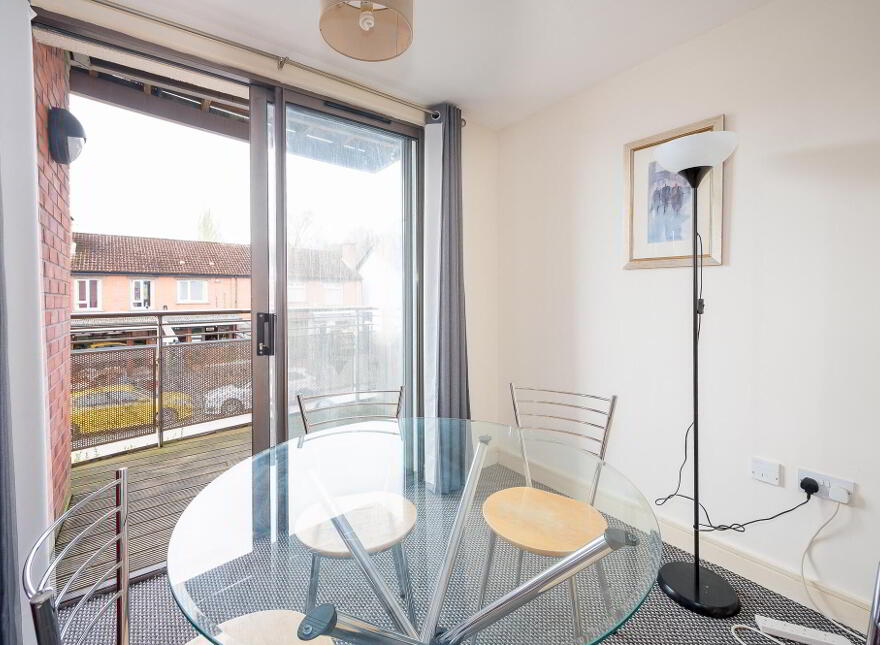 80 Stranmillis Wharf, Belfast, BT9 5GN