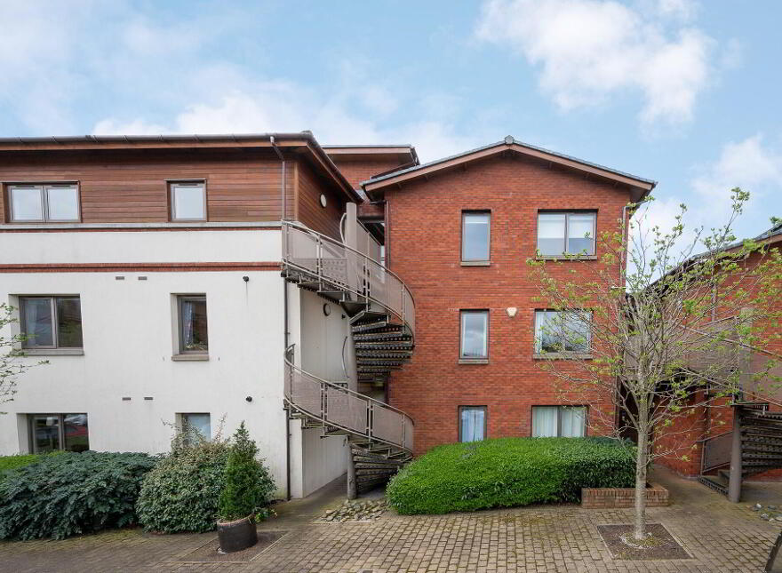 80 Stranmillis Wharf, Belfast, BT9 5GN