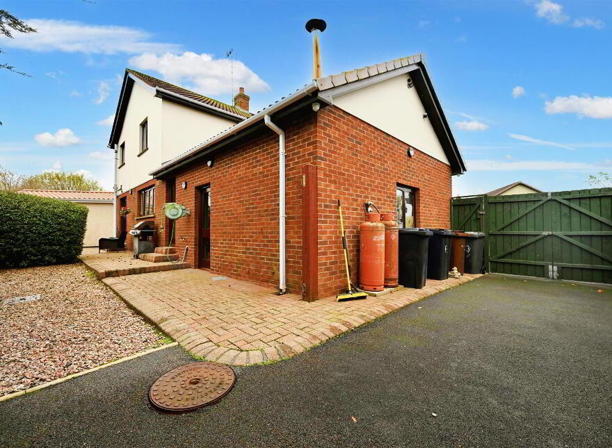 63 Kiln Park, Templepatrick, Ballyclare, BT39 0BB