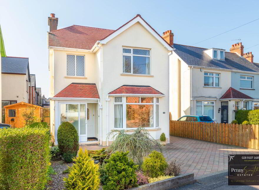 10 Hazeldene Drive, Bangor, BT20 4RE photo