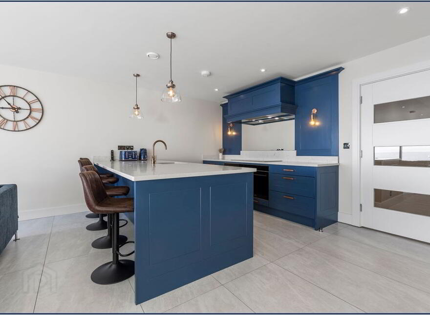 11 Castle Linn, 2-6 Bath Road, Portrush, BT56 8AP