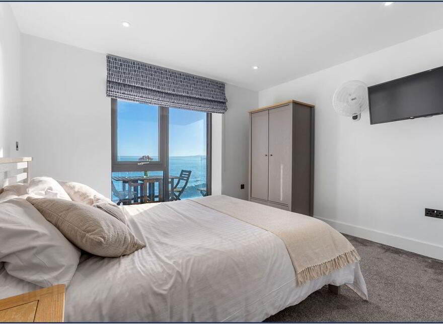 11 Castle Linn, 2-6 Bath Road, Portrush, BT56 8AP