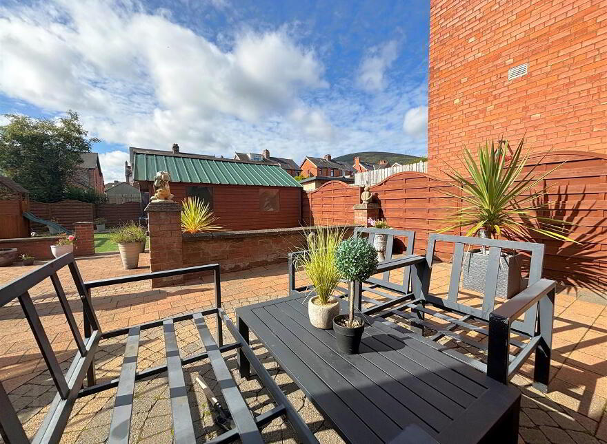 14 Westway Drive, Belfast, BT13 3NQ