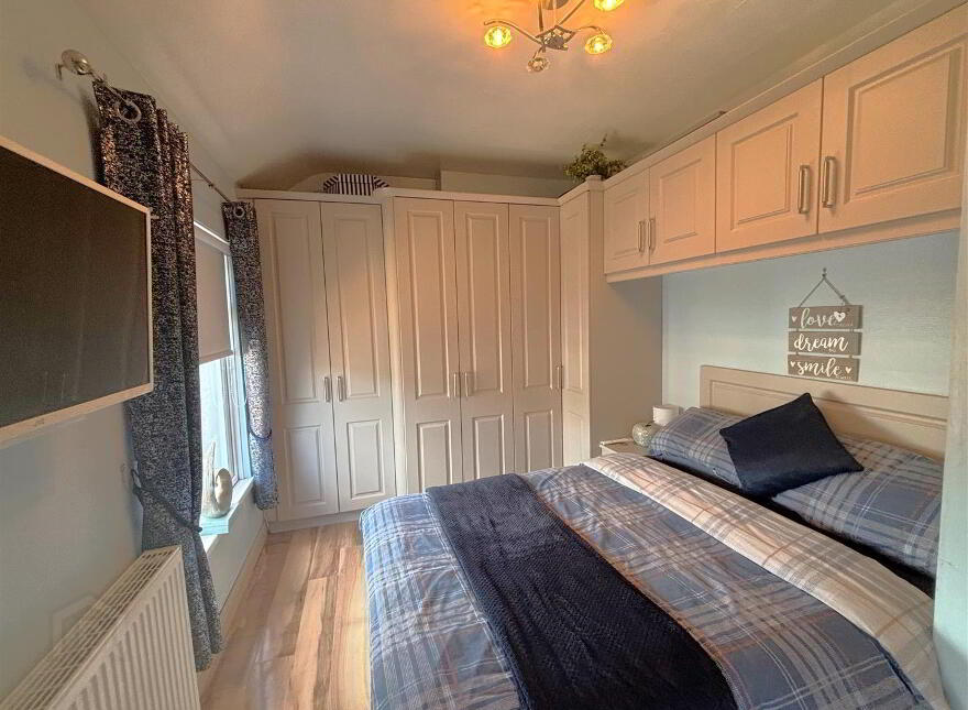 14 Westway Drive, Belfast, BT13 3NQ