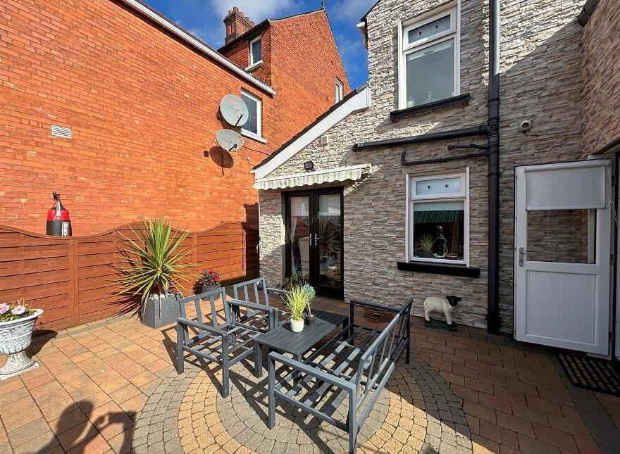 14 Westway Drive, Belfast, BT13 3NQ