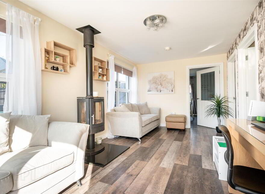 168 Glen Road, Comber, BT23 5QT