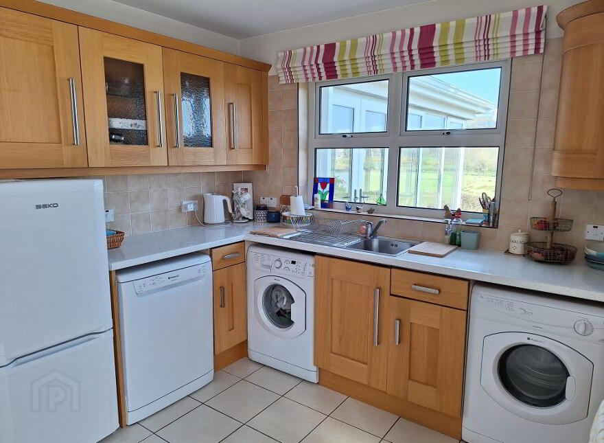 4 Knocknacarry Court, Cushendun, Ballymena, BT44 0NW