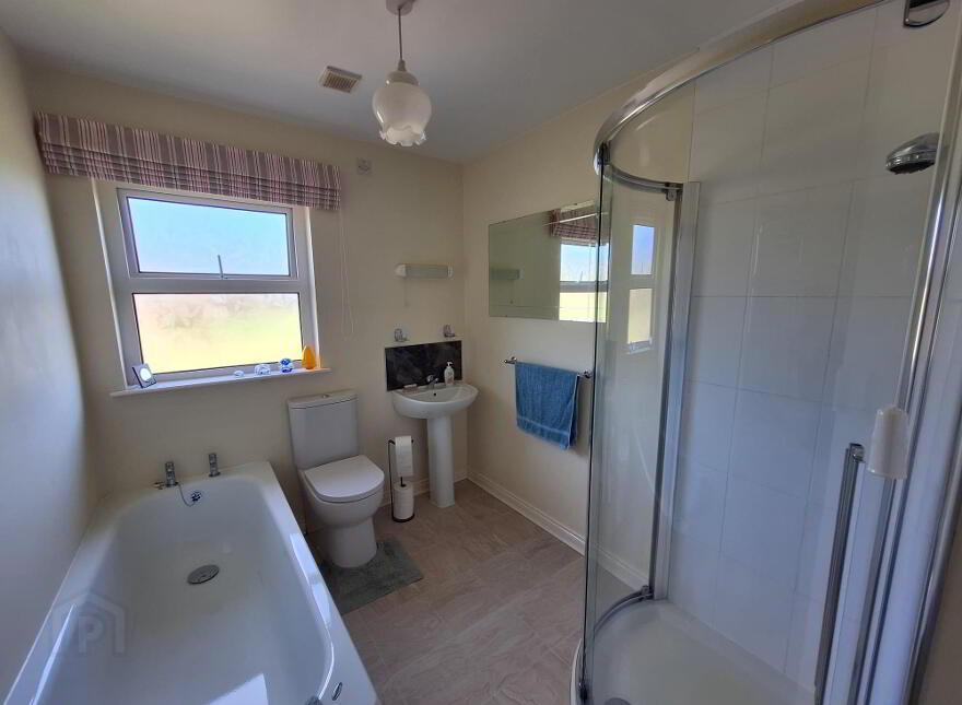 4 Knocknacarry Court, Cushendun, Ballymena, BT44 0NW