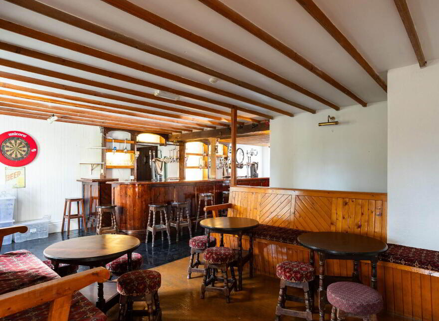 Lil McCarthys, Main Street, Castletownshend, P81PX85