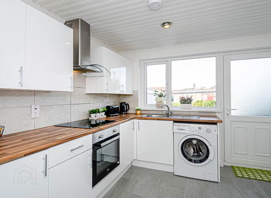 5 Kemp Park, Ballycastle, BT54 6LE
