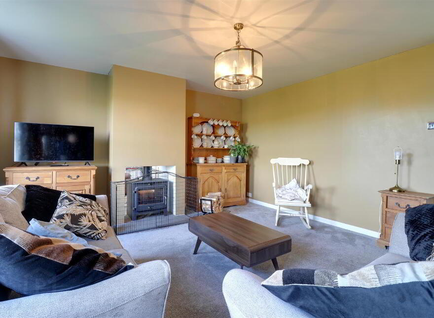 Detached House & Annex, 22 Kircubbin Road, Ballywalter, Newtownards, BT22 2PH