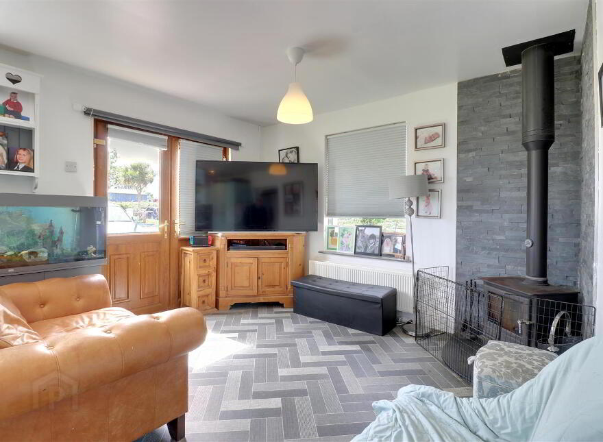 Detached House & Annex, 22 Kircubbin Road, Ballywalter, Newtownards, BT22 2PH