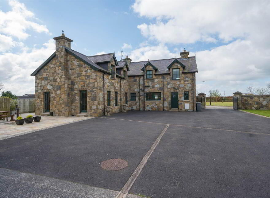 96a Carryduff Road, Temple, Lisburn, BT27 6YL