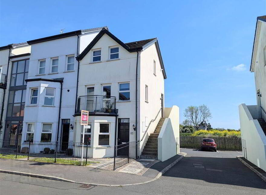 157 Linen Crescent, Bangor, BT19 7JT photo