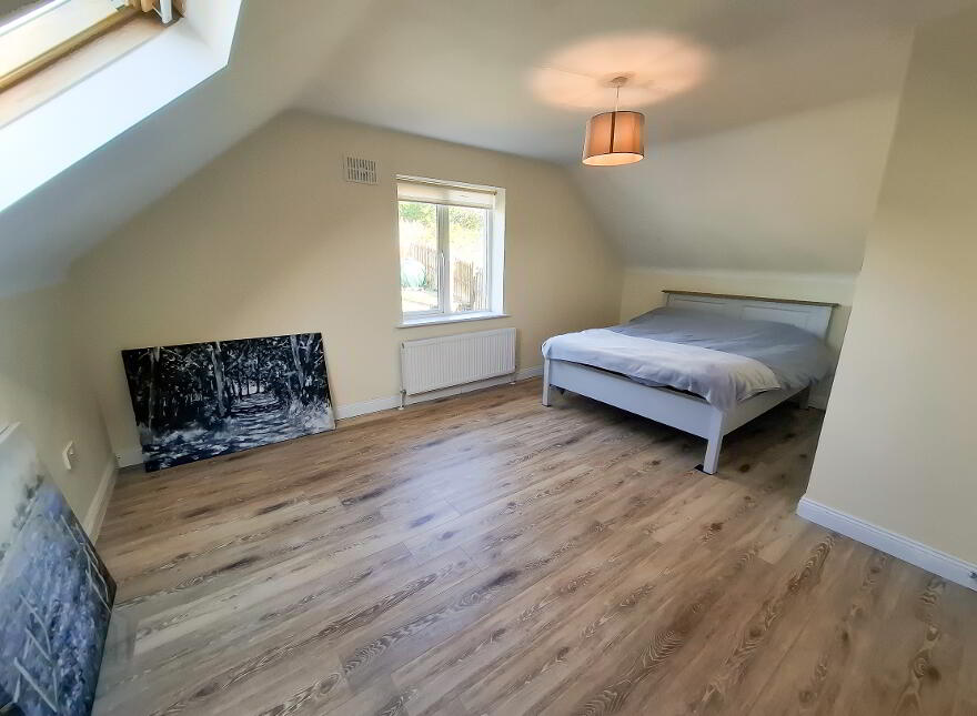 38b Garden City, Gorey, Y25NY75