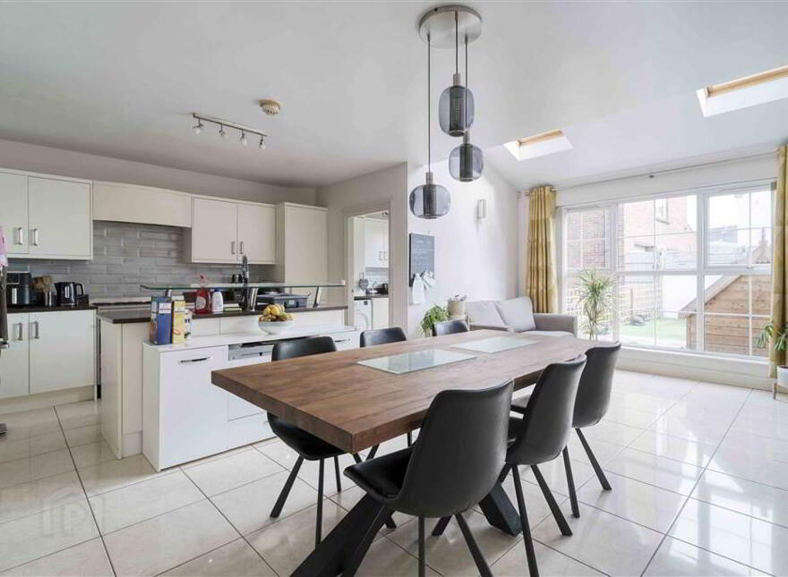 19 Lady Wallace Road, Lisburn, BT28 3WS