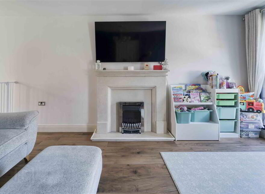 19 Lady Wallace Road, Lisburn, BT28 3WS