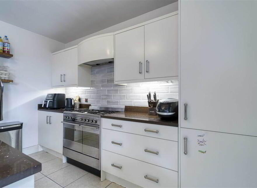 19 Lady Wallace Road, Lisburn, BT28 3WS