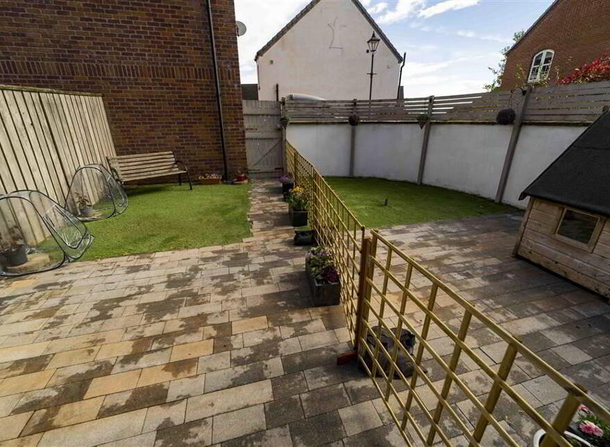 19 Lady Wallace Road, Lisburn, BT28 3WS