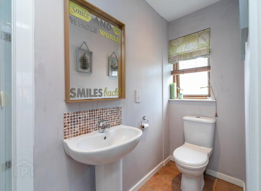 4 Motte Lodge, East Link Road, Dundonald, Belfast, BT16 2QF