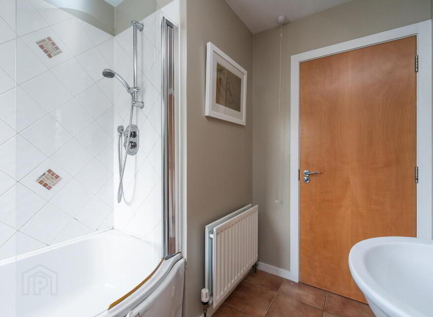 4 Motte Lodge, East Link Road, Dundonald, Belfast, BT16 2QF