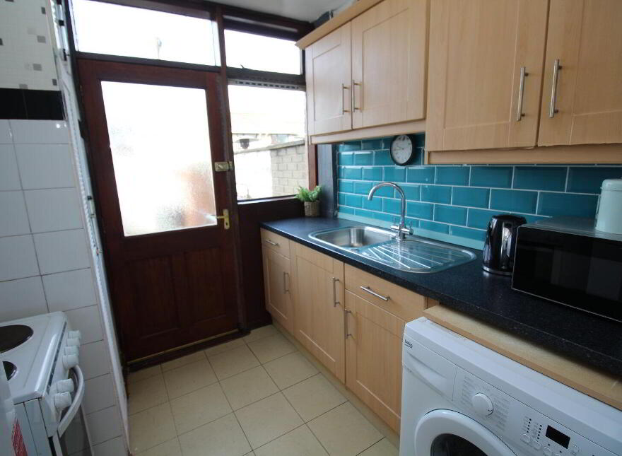 2 Dobbs Park, Carrickfergus, BT38 8DF