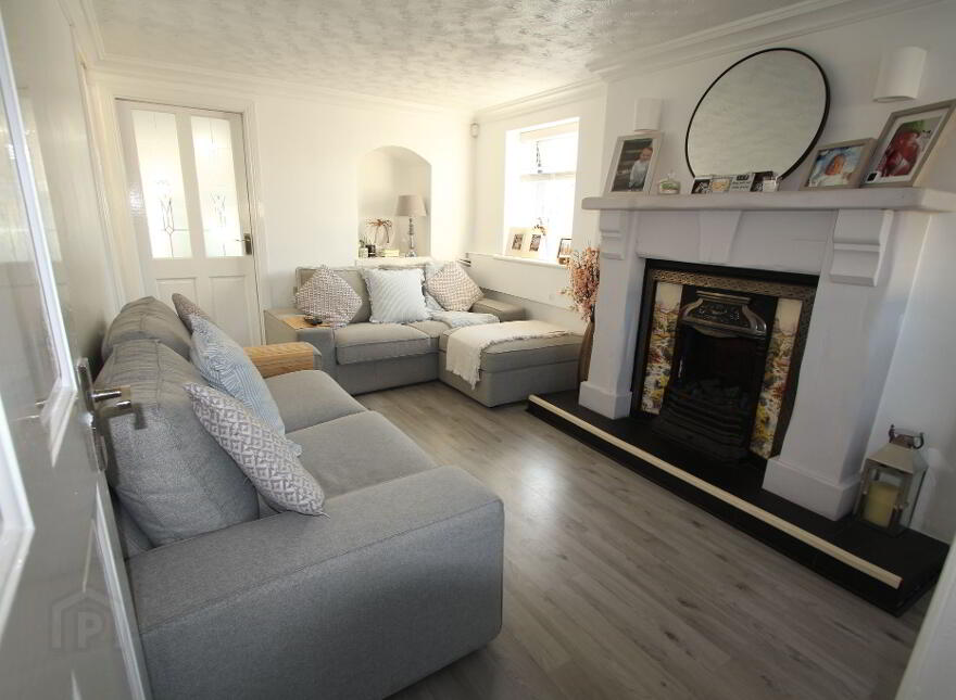 12 Glenhugh Road, Ahoghill, Ballymena, BT42 1LB