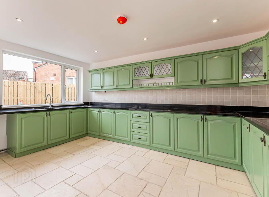 10 Kensington Gardens, Belfast, BT5 6NP