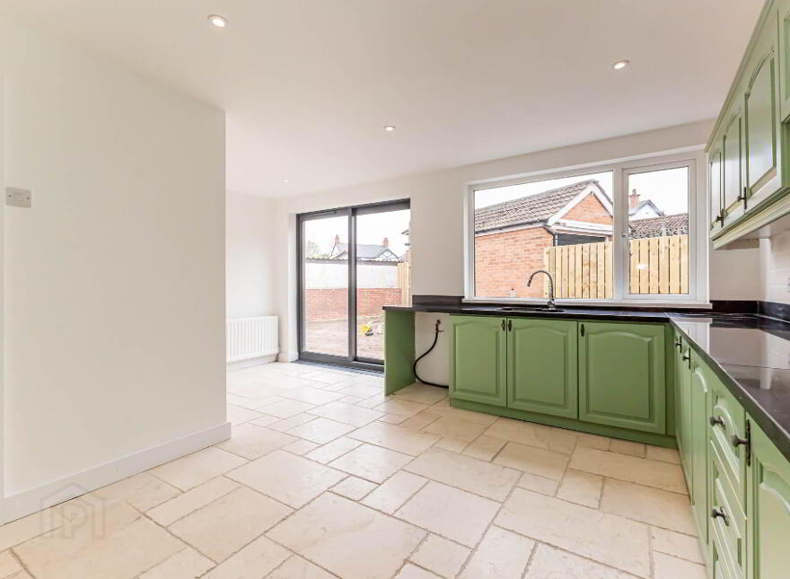 10 Kensington Gardens, Belfast, BT5 6NP