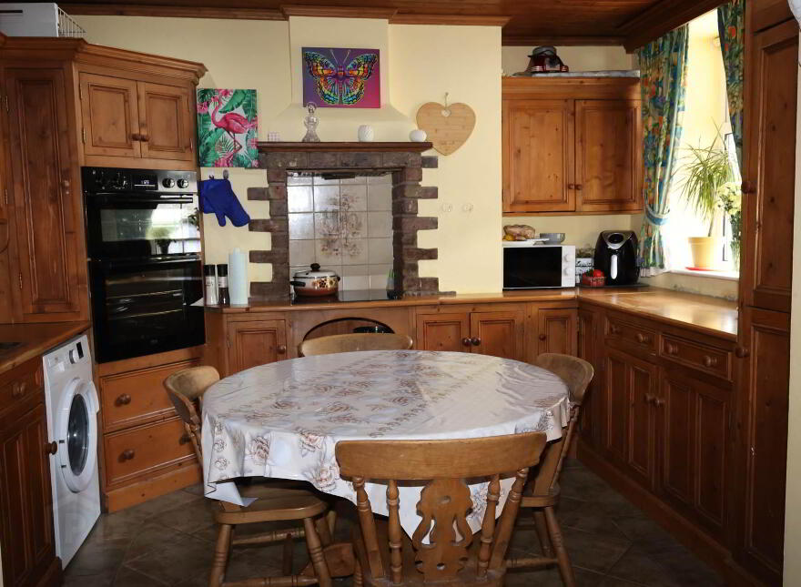 1 Limerick Street, Roscrea, E53D260