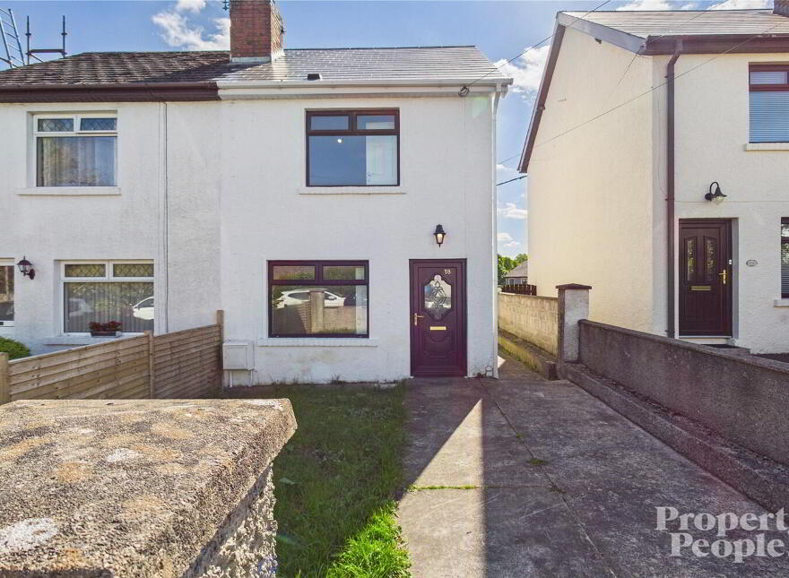 18 Sunnymede Avenue, Dunmurry, Belfast, BT17 0PX photo