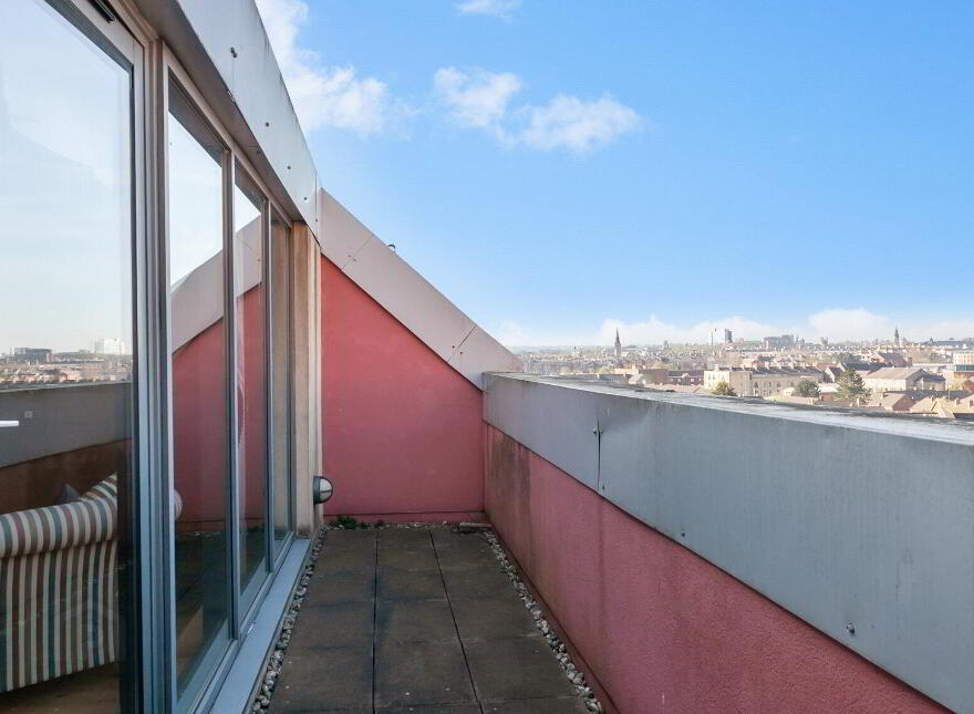 E1 Central Park, 33 Alfred Street, Belfast, BT2 8ED
