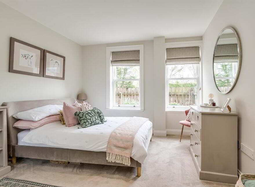 Apt 2, 96 Balmoral Avenue, Belfast, BT9 6NY