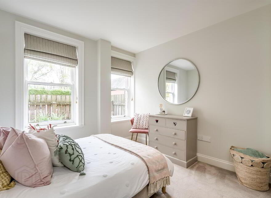 Apt 2, 96 Balmoral Avenue, Belfast, BT9 6NY