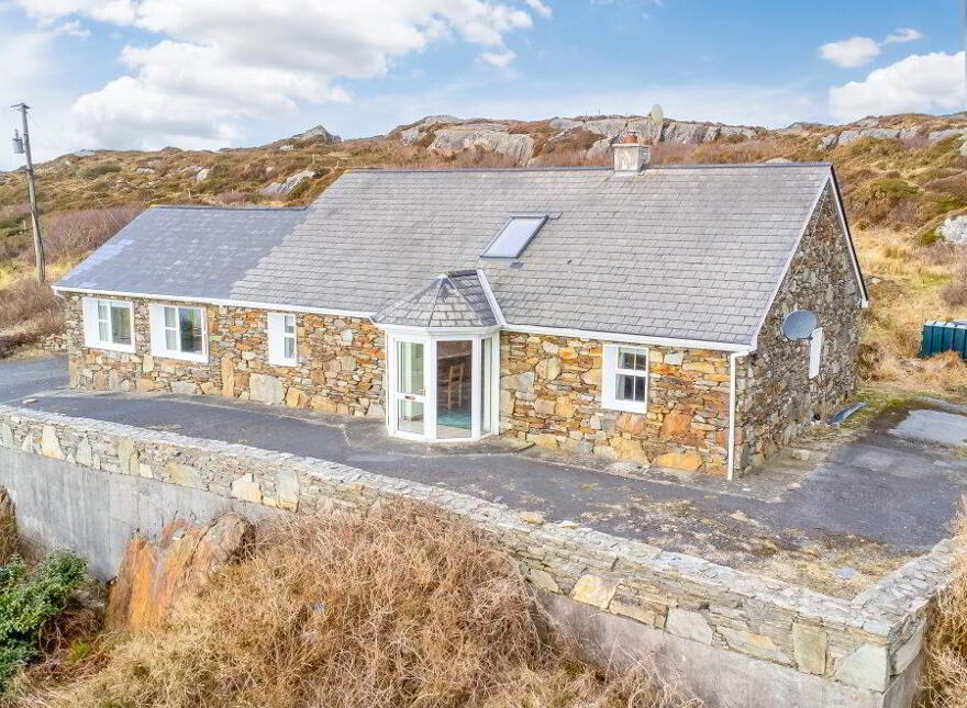 Cushatrough, Connemara, Claddaghduff, H71WA25