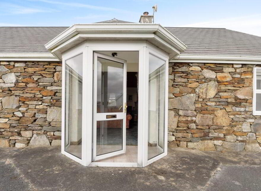 Cushatrough, Connemara, Claddaghduff, H71WA25