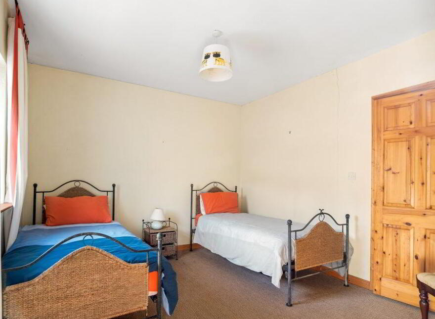 Cushatrough, Connemara, Claddaghduff, H71WA25