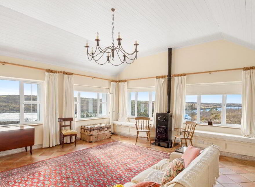 Cushatrough, Connemara, Claddaghduff, H71WA25