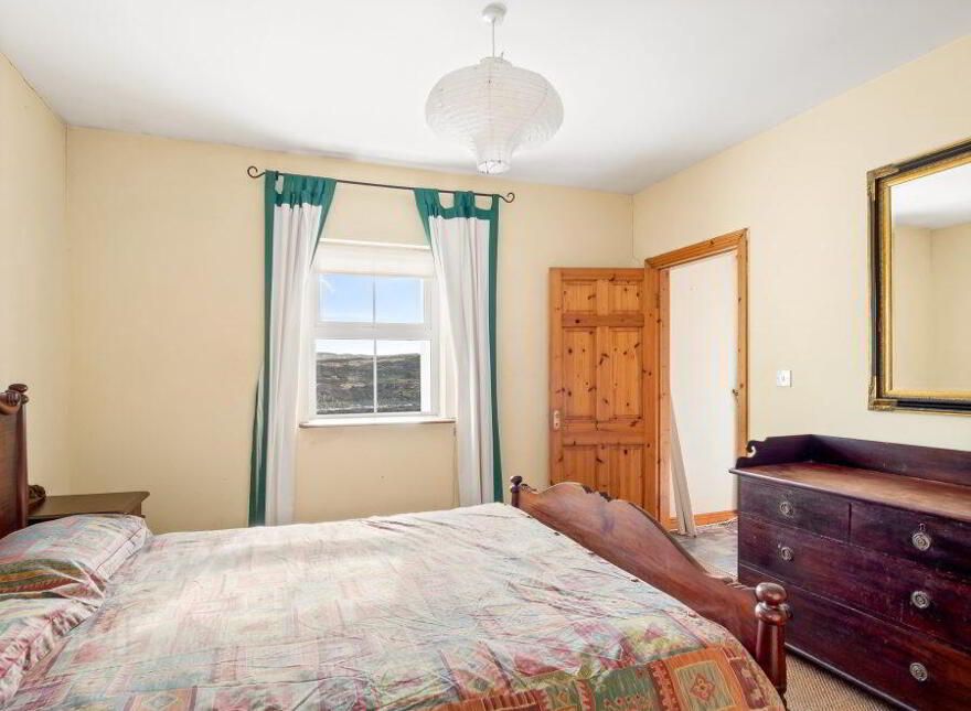 Cushatrough, Connemara, Claddaghduff, H71WA25
