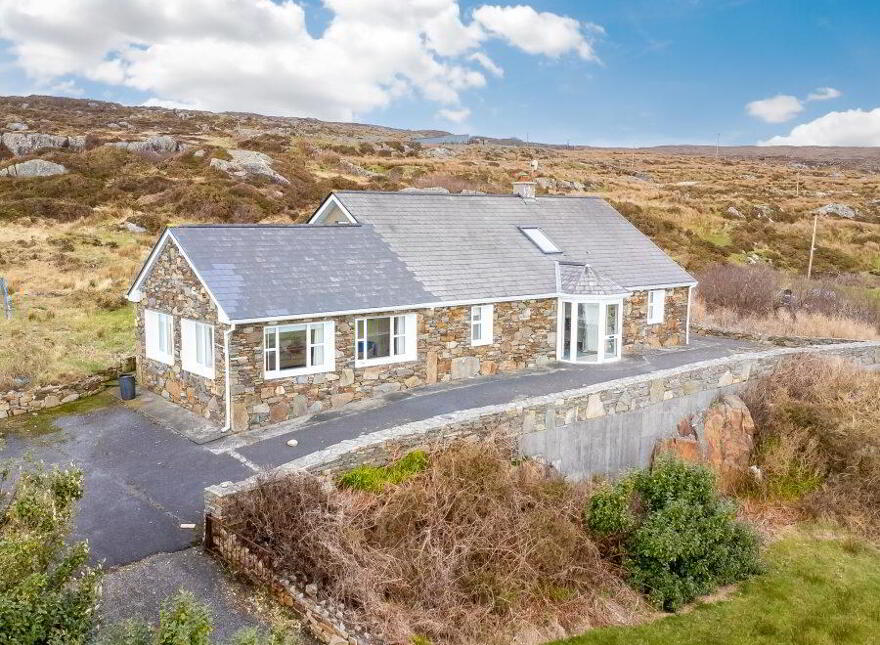 Cushatrough, Connemara, Claddaghduff, H71WA25