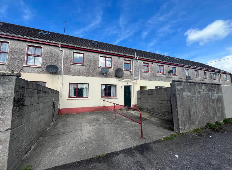 4 The Arches, Ballina, F26HX72